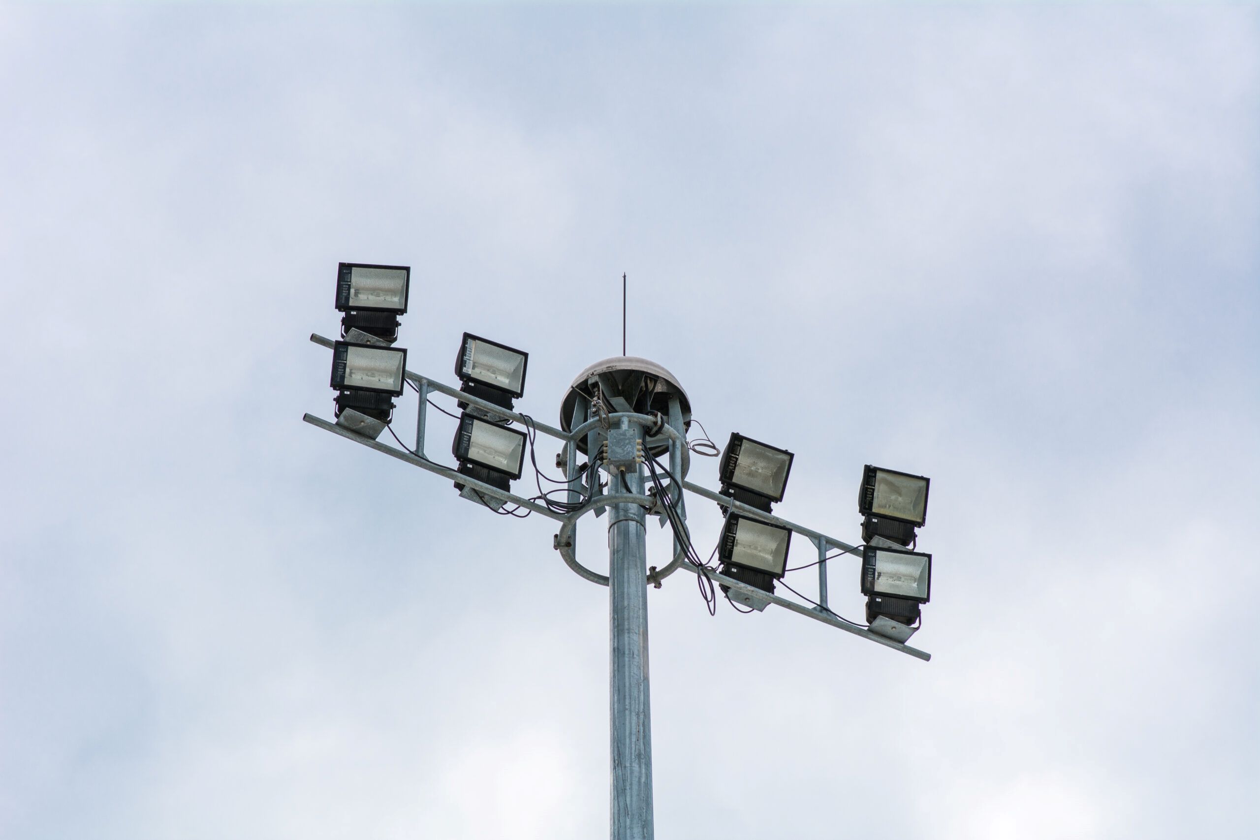 Tower-Lights-Metal-Halide-and-LED-Lights