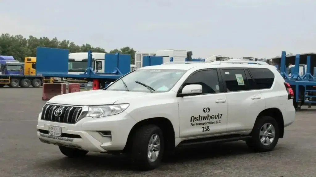 Book Light Vehicle Transportation Services in Saudi Arabia